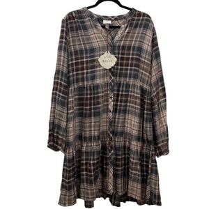 Tiered long sleeve dress